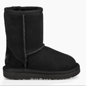 Ugg toddler classic boot - black size 8